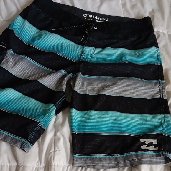 Billabong Aqua and Black‎ Striped Swim Shorts - Picture 1 of 1